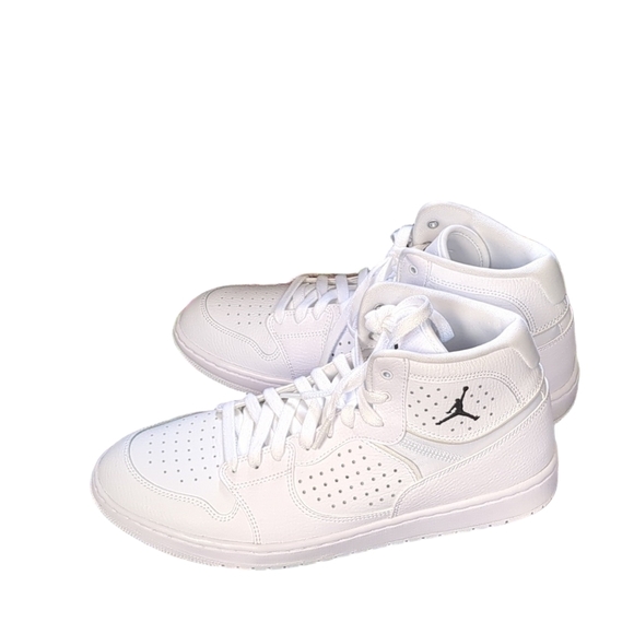 JORDAN Jumpman access white high tops size 10.5 - Picture 5 of 9